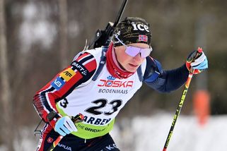 Norský biatlonista potupil soupeře. Fotil se ještě na trati, Češi byli šest minut za ním - Sport.cz